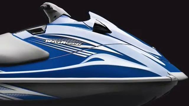 Boat Show Preview: 2010 Yamaha VX Deluxe смотреть онлайн
