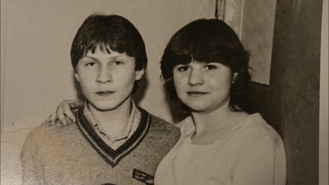 51 школа 8б, 30 лет спустя смотреть онлайн