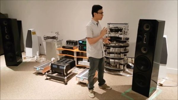 Legacy FOCUS SE - Monstrous speakers