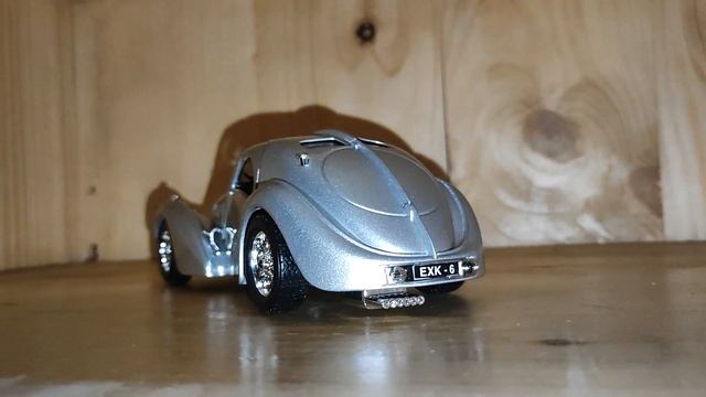 BBURAGO ITALIA DESIGN: Bugatti Type 57SC Atlantic de 1936. смотреть онлайн