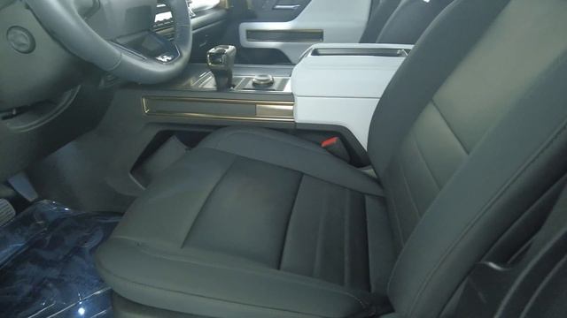 2022 HUMMER EV смотреть онлайн