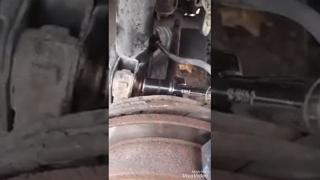 How to install lowering springs on 2002 - 2007 Subaru Impreza Wagon Part 1 смотреть онлайн