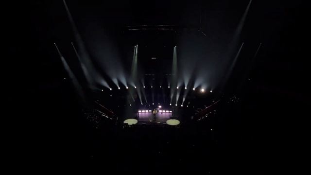 James Bay - Pink Lemonade (Live at Royal Albert Hall) смотреть онлайн