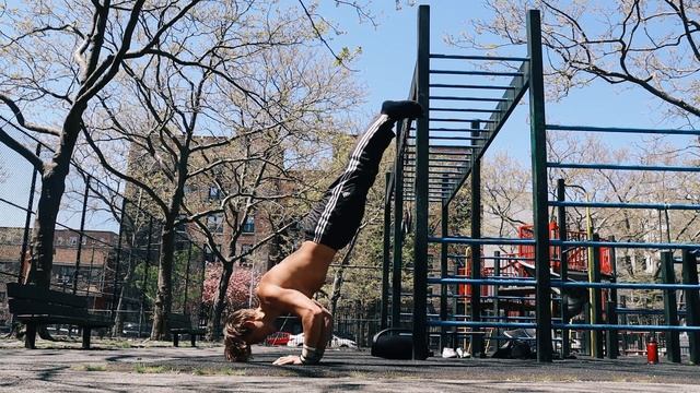 What My Full WEEK Looks Like Training Calisthenics! (MON-SUN) смотреть онлайн