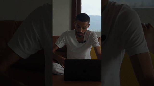 Не сопротивляйся жизни! #осознанность #духовность #медитация #пробуждение #здесьисейчас смотреть онлайн