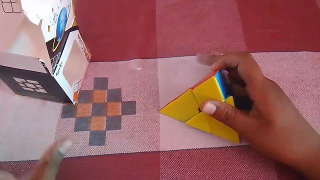 pyramid cube unboxing under 150 rupees 😱😱IN HINDI #viralvideo #rubikscube @KingofCubers смотреть онлайн