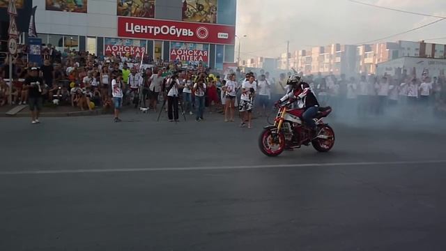 Stunt Moto Show 2014 в Таганроге смотреть онлайн