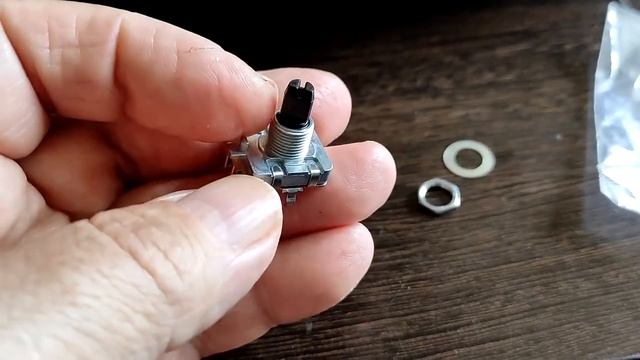 Индукционная плита не регулирует мощность и температуру .Ремонт за 50 рублей смотреть онлайн