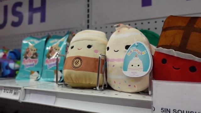Squishmallow Hunting AT A FEW STORES! Party City squads, 5" Walgreens finds, and TJMAX restock.. смотреть онлайн