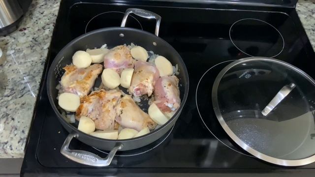 EL MEJOR FRICASÉ DE POLLO CON PAPAS Y PIÑA 😋 THE BEST CHICKEN FRICASÉ WITH POTATOES AND PINEAPPLE смотреть онлайн
