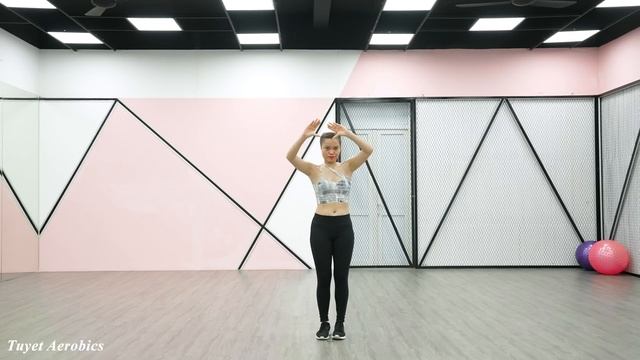Tuyet Aerobics 221105
