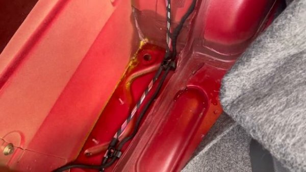 Skoda Octavia Tour 1,6 не работает задний дворник, не поступает омыватель, решение!