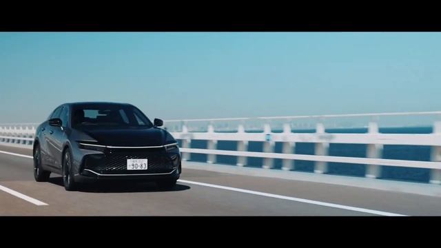Introducing The 2025 Toyota Crown Crossover: Basic VS Aero Model - Which One Is Right For You? смотреть онлайн