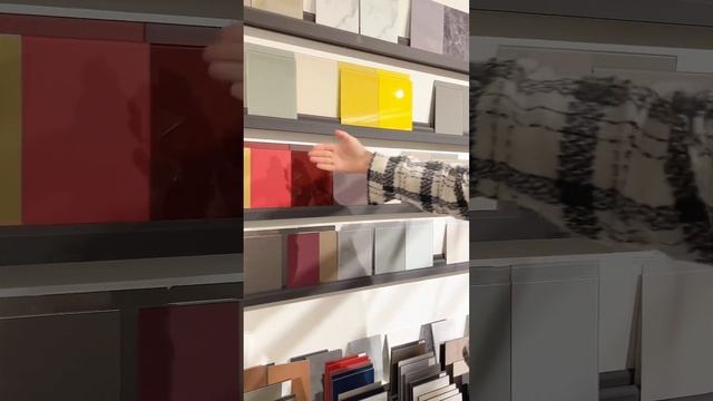 Полные выпуски из Италии у нас на канале, а это кусочек про ТРЕНДОВЫЕ цвета. смотреть онлайн