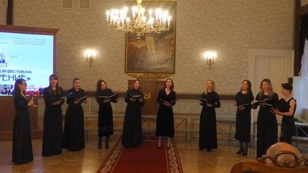 Reverso Русская народная песня «Порушка-Параня» обр. В. Комарова