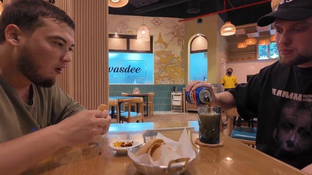 Дубай 2024 где покушать недорого ! смотреть онлайн