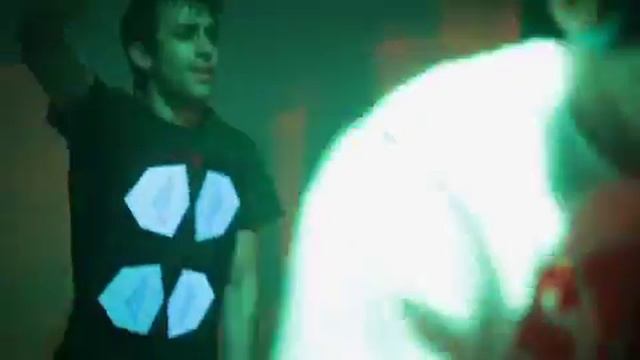 Pascal & Pearce ft Michelle Breeze - Paper Skies (Official Music Video) смотреть онлайн