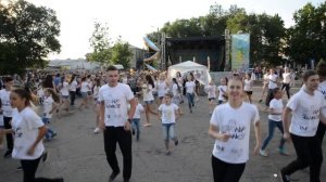 Pharrell Williams - Happy/ТАНЦЕВАЛЬНЫЙ ФЛЕШМОБ/ДЕНЬ МОЛОДЕЖИ 2015/БОЛГРАД/27 06 15