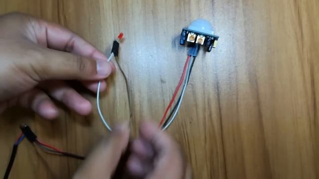 PIR Motion Sensor Simple Test смотреть онлайн