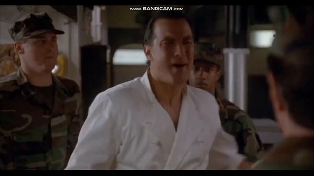 Сивен Сигал 1992 год В осаде смотреть онлайн