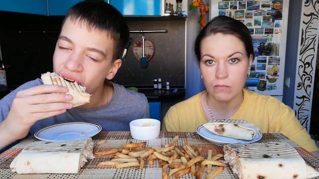 МУКБАНГ ШАУРМА/ФРИ смотреть онлайн