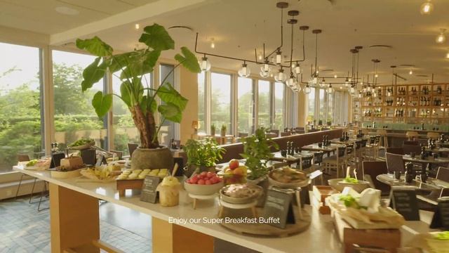 Discover Copenhagen with the Radisson Blu Scandinavia Hotel, Copenhagen смотреть онлайн