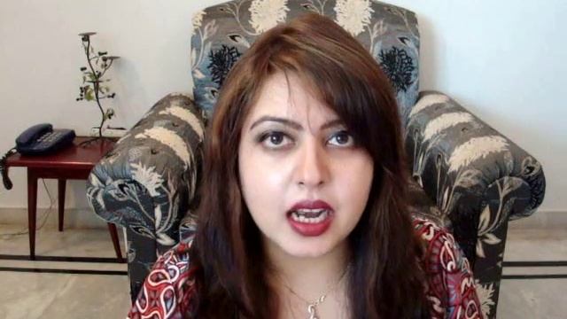 REVIEW : Maybelline Colossal Kajal Vs Lorea`l Kajal Magique смотреть онлайн