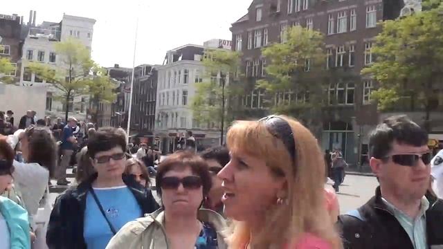 Памятник проститутке в "Квартале красных  фонарей"! Амстердам.