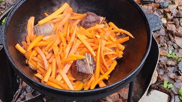 ПЛОВ НА КОСТРЕ САМЫЙ ВКУСНЫЙ ПЛОВ 🔥😀PILAF ON THE CAMPFIRE THE MOST DELICIOUS PILAV@@@ 🔥😀