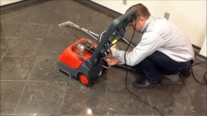 RA 300E Compact Electric Scrubber Dryer Mastercraft Powered by Cleanfix.