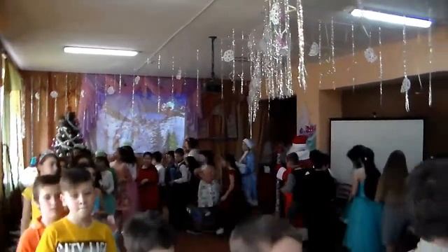 Новый год в 5- 6 классах смотреть онлайн