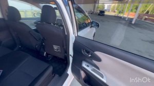 Обзор Тойота Виш 2009 перламутровый