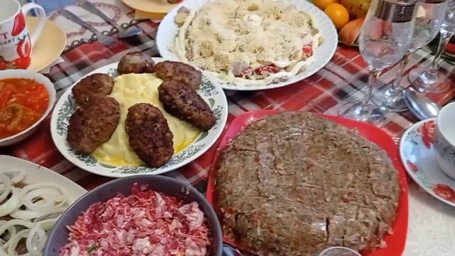 Поехали поздравлять РОДИТЕЛЕЙ. Как встретили Новый год. 🎄🎉 смотреть онлайн