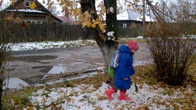 Парикмахерская.Меряем лужи.Косметику в школу? смотреть онлайн