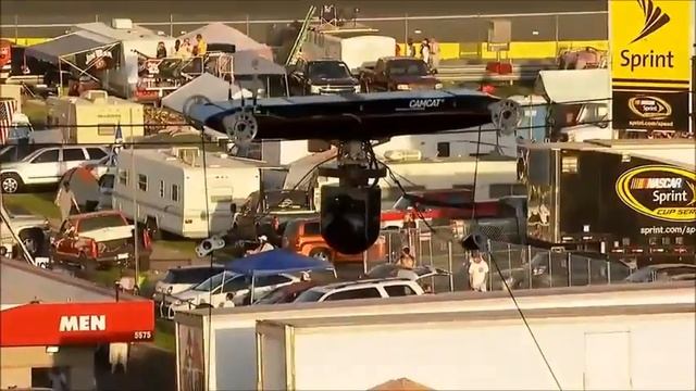 2013 Coca Cola 600 - Cable Causes Red Flag and Damage for Kyle Busch смотреть онлайн