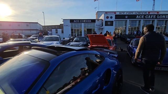 Must see 930 Turbo Flatnose, 930 Turbo, 992 GT3 Touring, 924, 924 S, 911 Targa and more to see.. смотреть онлайн
