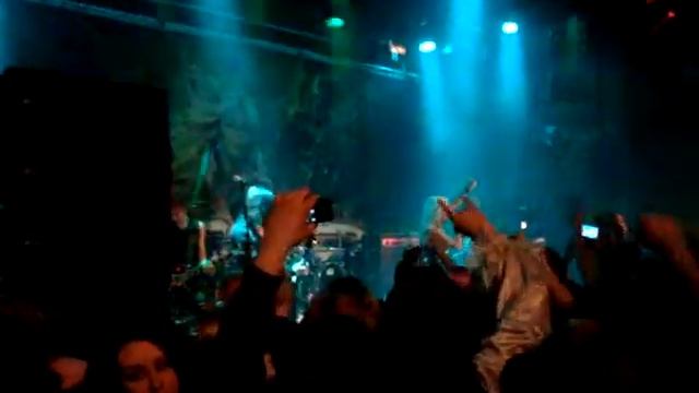 Doro - Burning The Witches (Sweden Rock Cruise 07.04.2011) смотреть онлайн