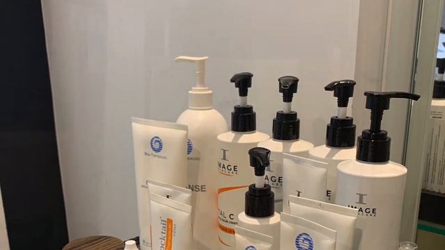 SKIIN MEDI SPA - DOUBLE BAY смотреть онлайн