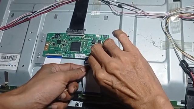 Panasonic smart tv 55 inch layar bergaris & bergetar... begini trik & cara mengatasinya смотреть онлайн