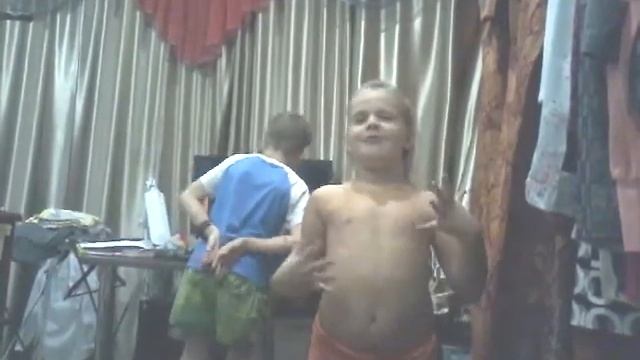 Йод у меня на животе  ♥♥♥♥♥♥♥♥♥♥