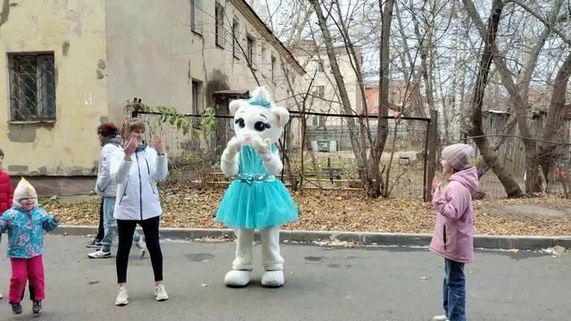 Мы смотреть онлайн