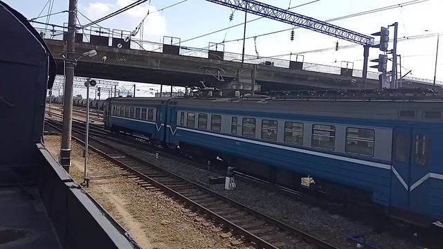 Отправление электропоезда Эр9т -699 со станции Барановичи-Полесские смотреть онлайн