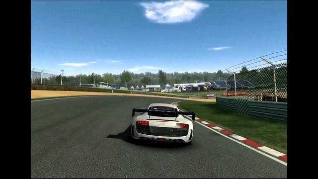 Audi R8 LMS Ultra @ Brands Hatch 5 laps in 2:59,468 смотреть онлайн