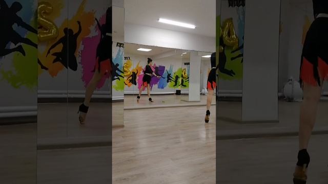 20) Чачача Локстеп вперед/назад смотреть онлайн