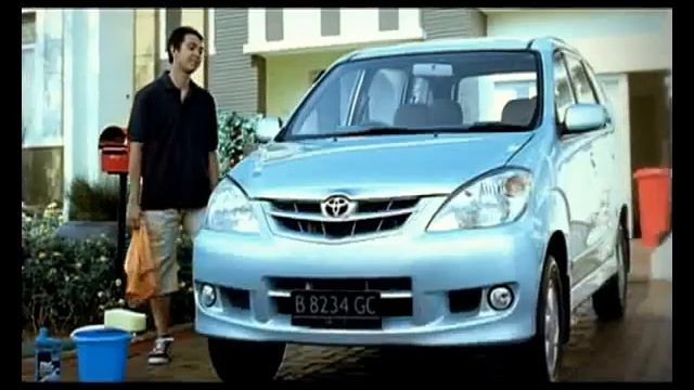 Toyota Avanza Bird смотреть онлайн