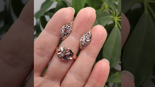 Комплект из мед. сплава: серьги и колечко (р.17), Fallon 40 BYN Доставка по БЕЛАРУСИ смотреть онлайн