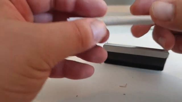 How to Make Cigarettes Using a Mascotte Handroller смотреть онлайн