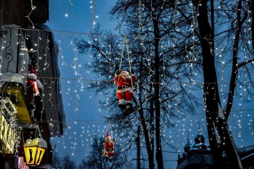 С новым годом!. Поздравляемся