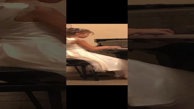 София и Мария Вихаревы. Ансамбль. 27.12.2019. смотреть онлайн