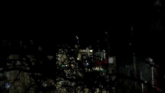 Салют 2025. Новогодний Салют. Ейск. Канал Тутси - диеты и путешествия. смотреть онлайн